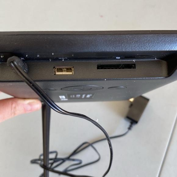 Digital photo frame - Picture 2 of 3